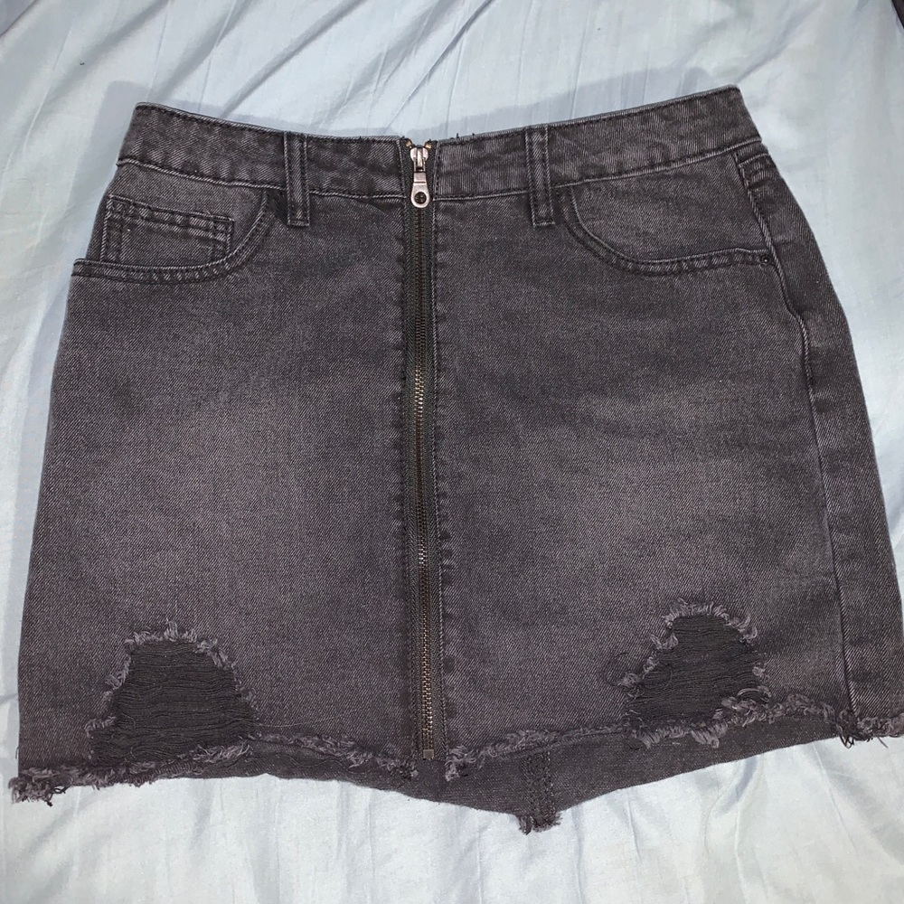Distressed Zip Up Skirt